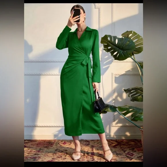 Solid Wrap Tie Side Dress - Picture 4 of 7